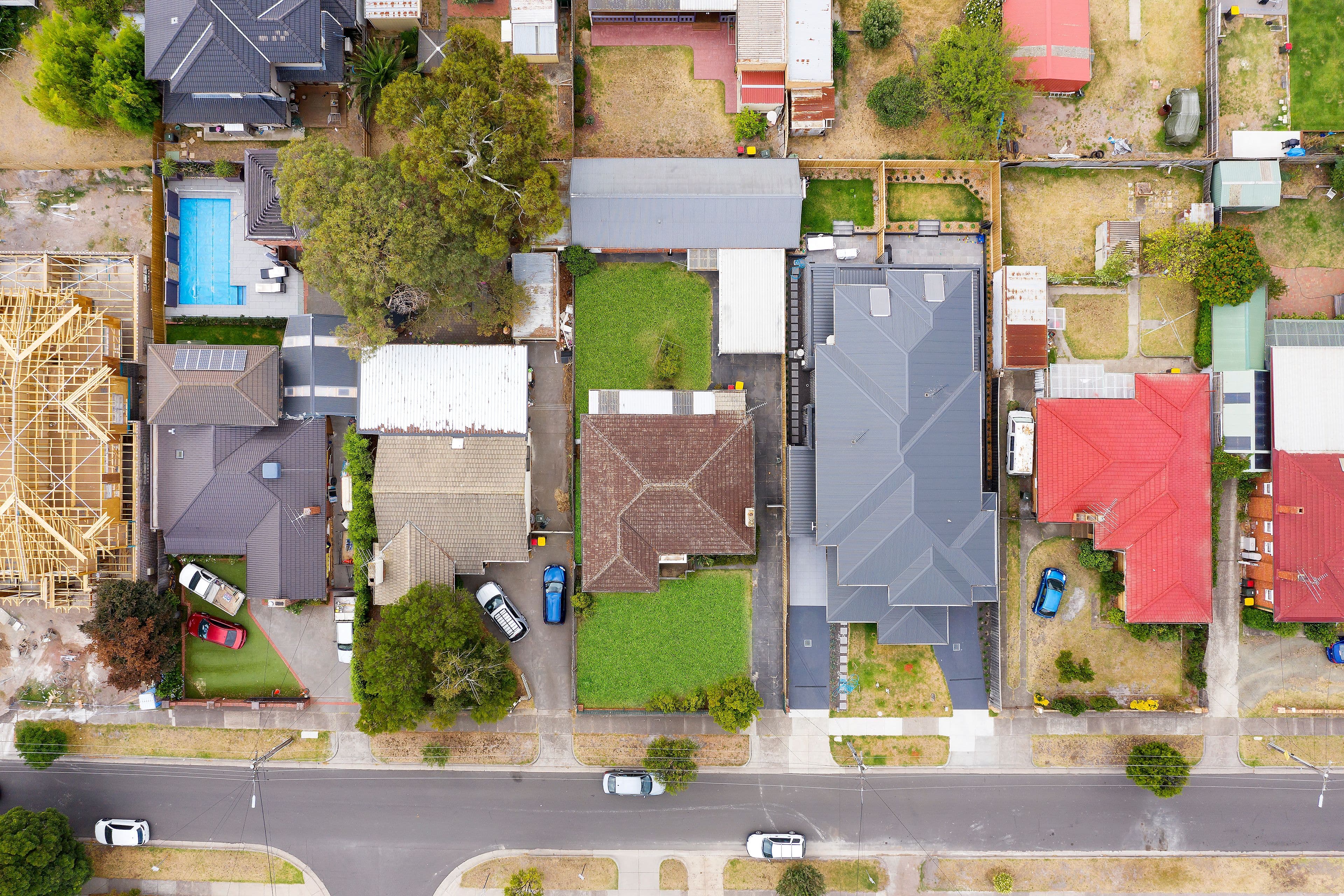 13 Clarendon Avenue, Oakleigh South VIC 3167, Oakleigh South - Thumbnail 3