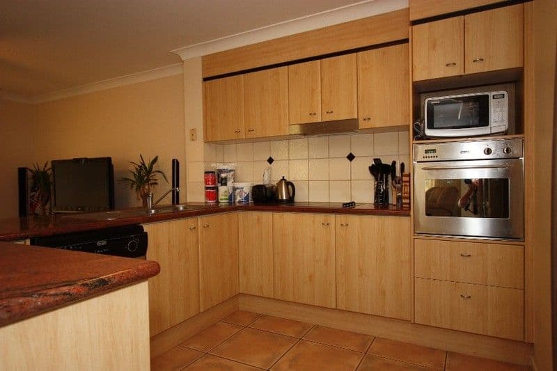 88-98 Limetree Parade, RUNAWAY BAY QLD 4216, Runaway Bay - Thumbnail 2