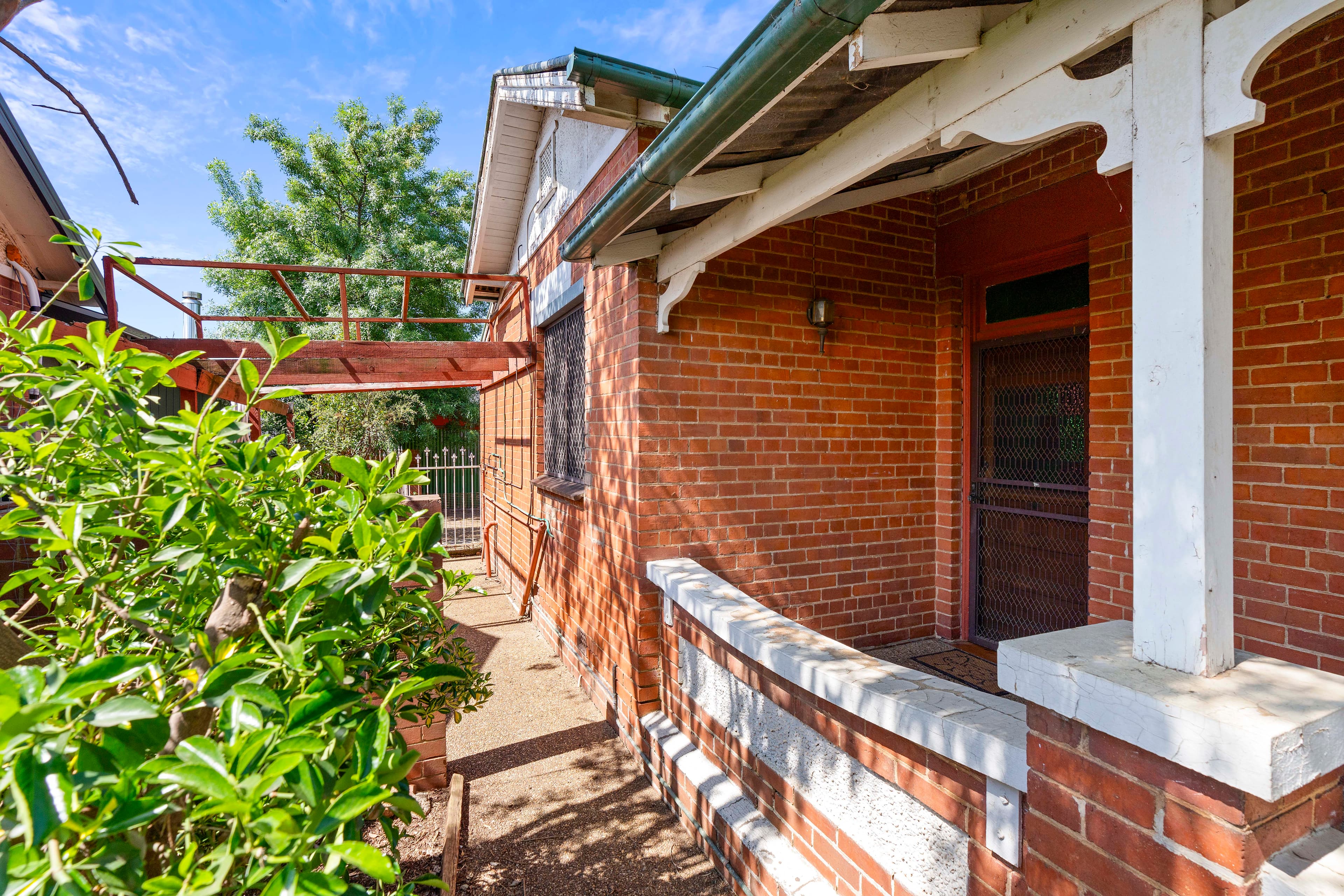 9 Roma Street, Wagga Wagga NSW 2650, Wagga Wagga - Thumbnail 3