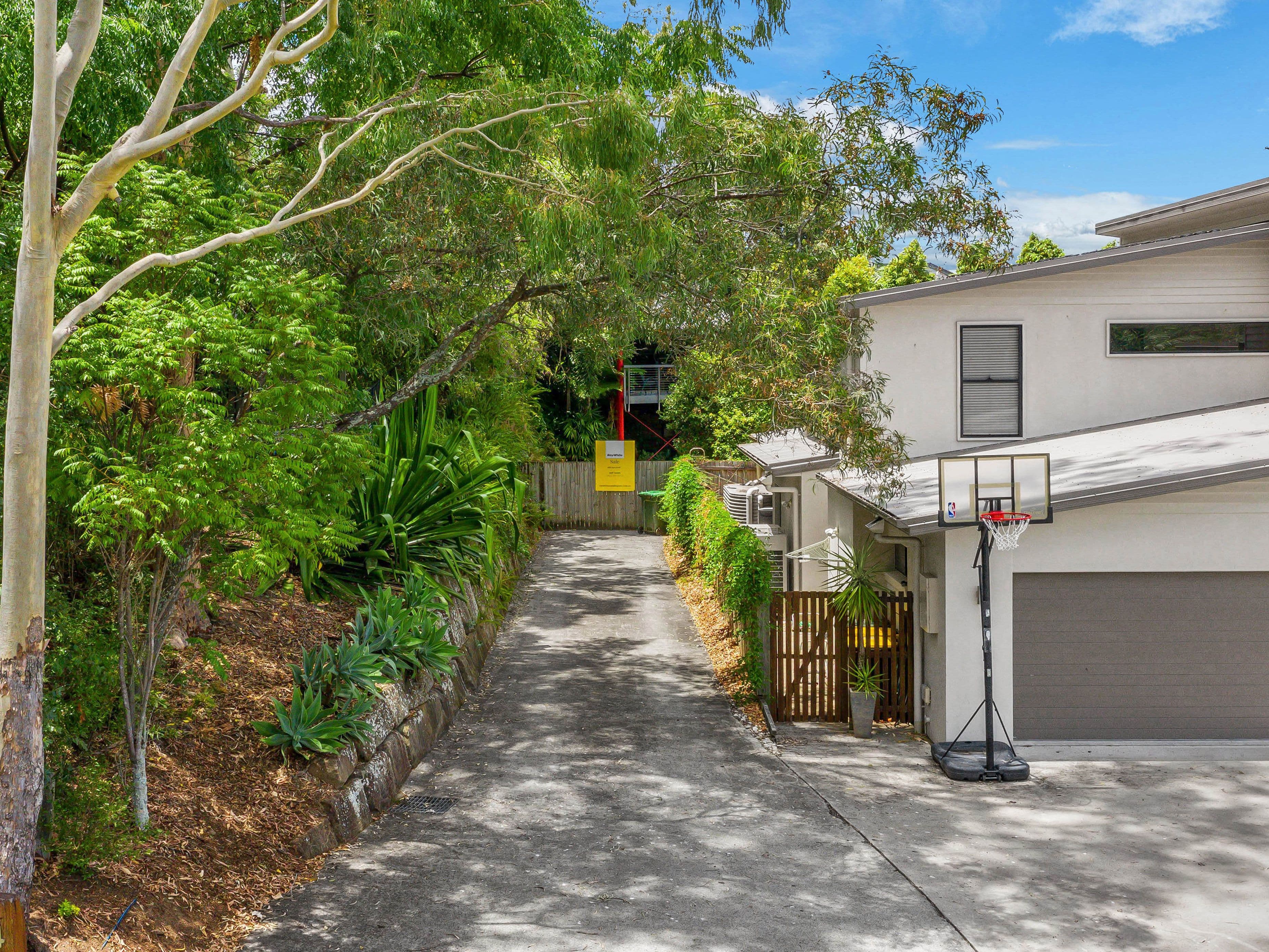 45 Goldieslie Road, Indooroopilly QLD 4068, Indooroopilly - Thumbnail 7