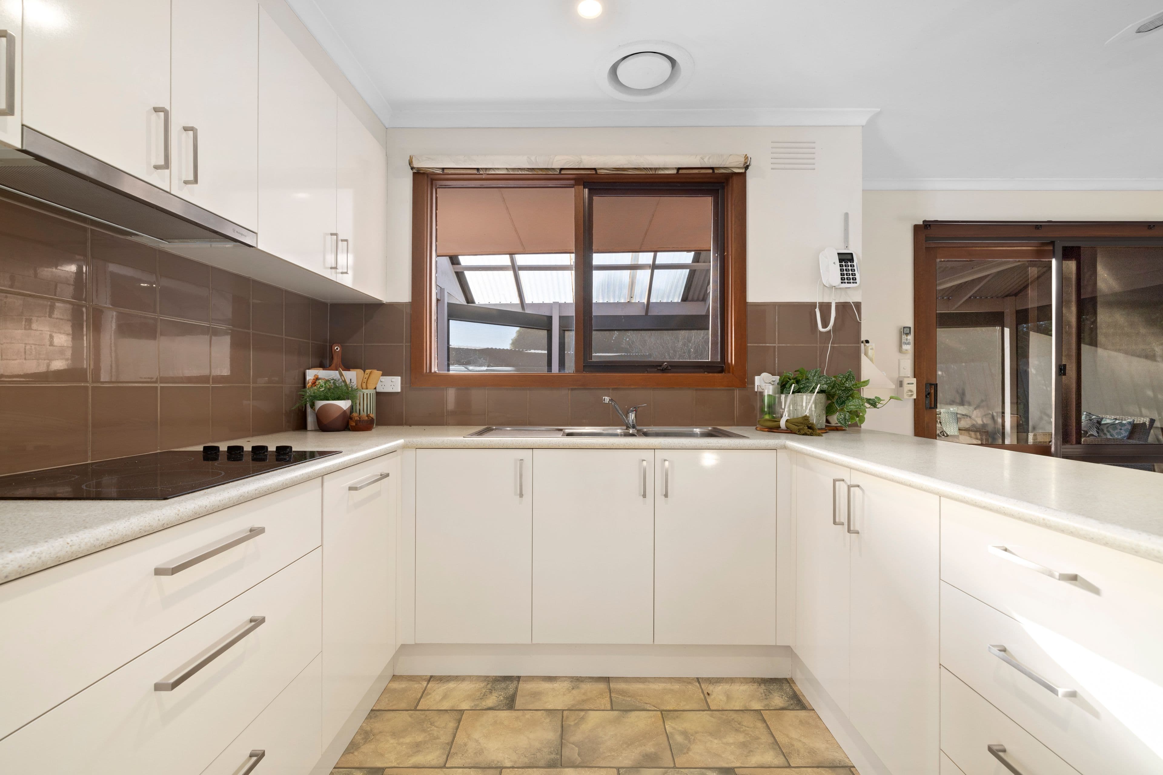 4 Taverner Court, Scoresby VIC 3179, Scoresby - Thumbnail 7
