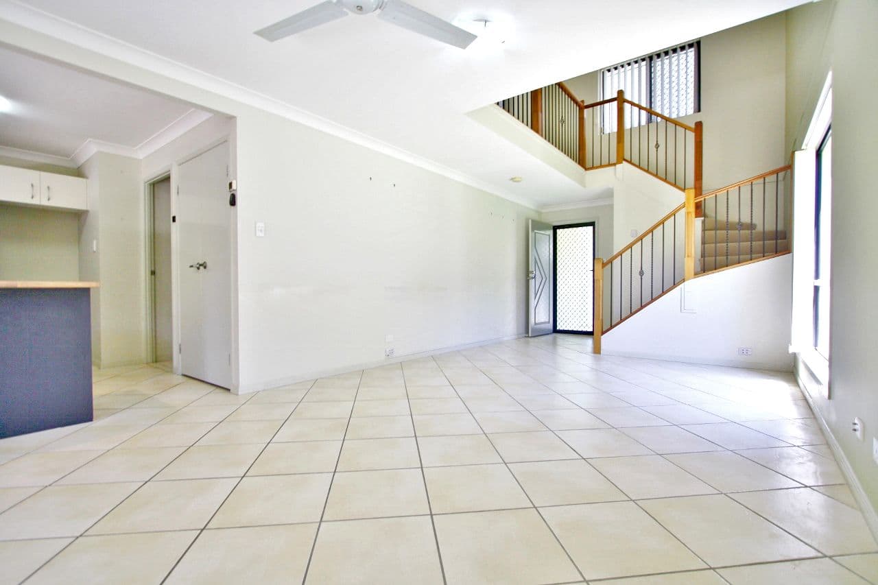 12 Mailey Street, Mansfield QLD 4122, Mansfield - Thumbnail 3