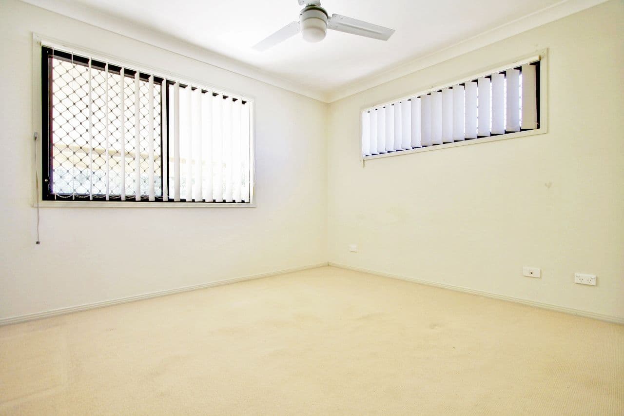 12 Mailey Street, Mansfield QLD 4122, Mansfield - Thumbnail 4