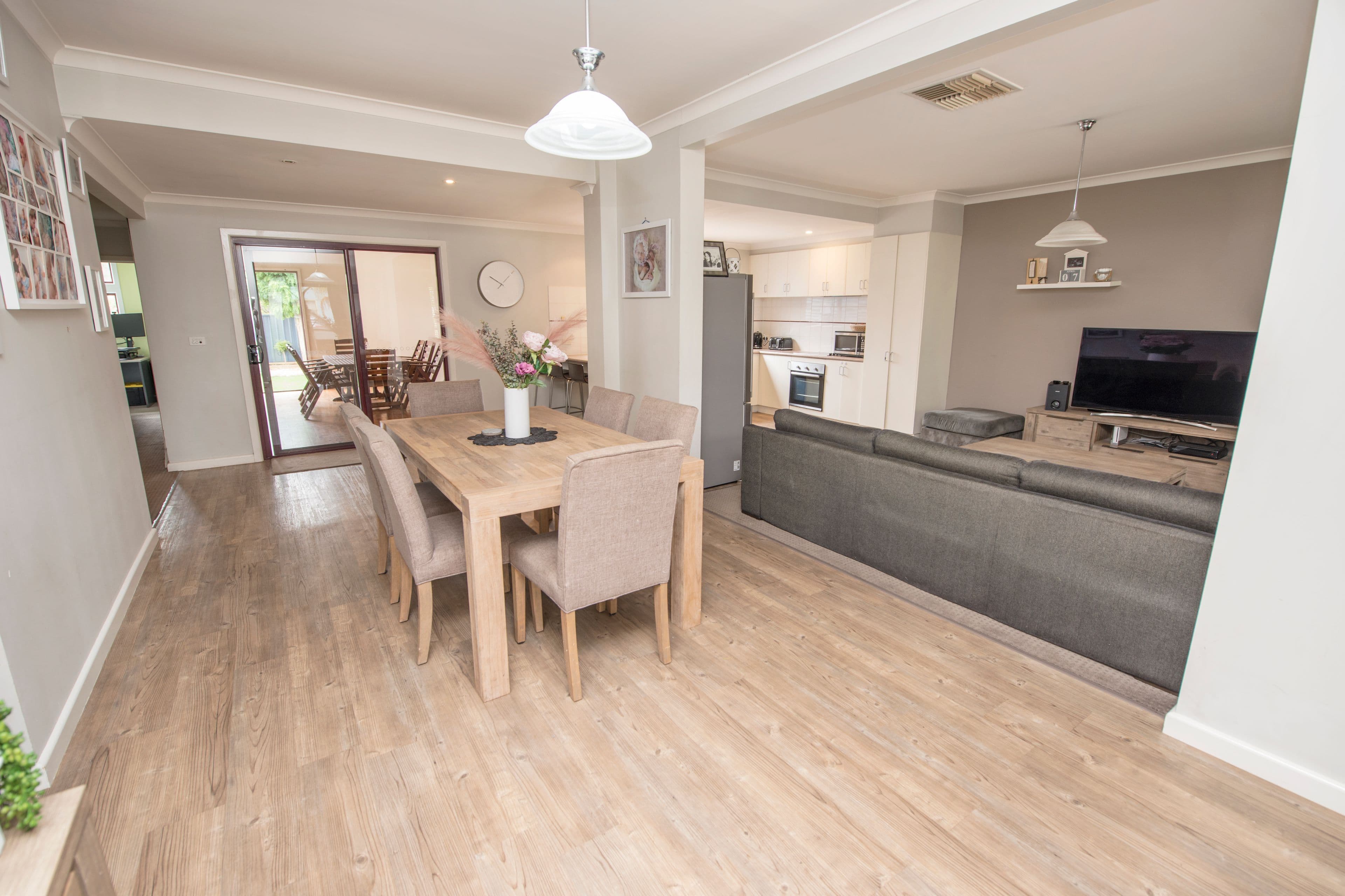 37 Donnington Street, Swan Hill VIC 3585, Swan Hill - Thumbnail 3