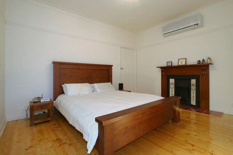 28 Cameron Avenue, OAKLEIGH SOUTH VIC 3167, Oakleigh South - Thumbnail 2