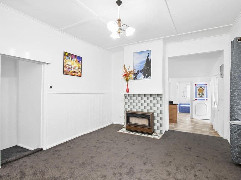 30 Rundell Street, Ararat VIC 3377, Ararat - Thumbnail 5