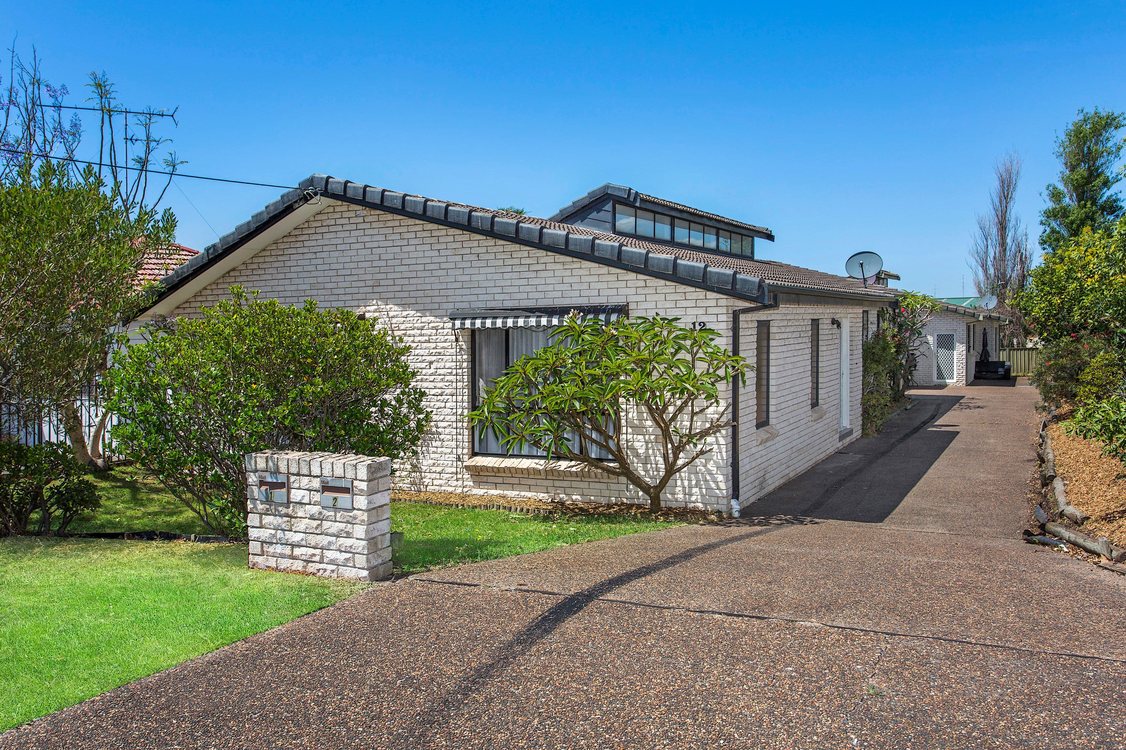 12 Hoskins Avenue, Warrawong - Image 1