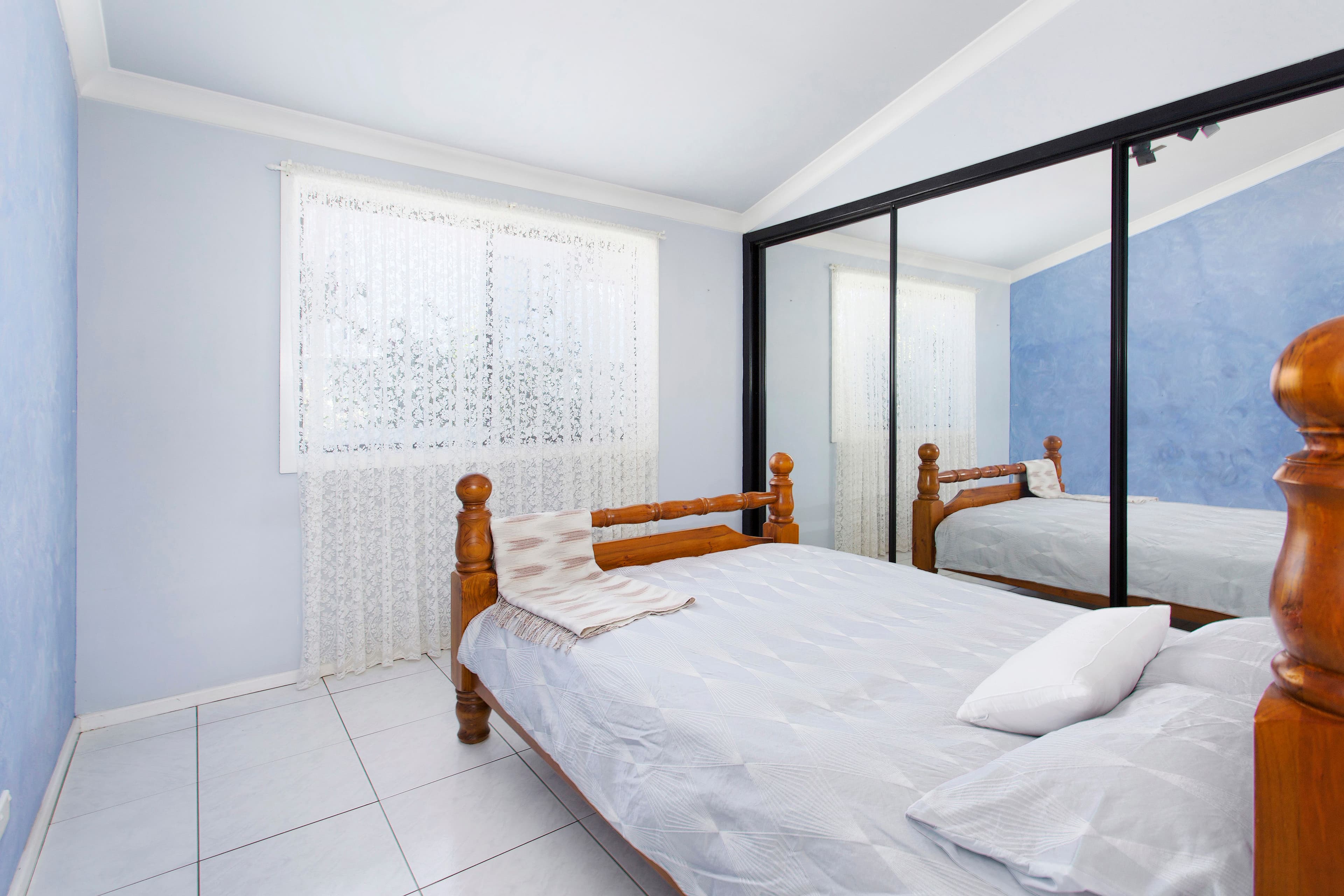 12 Hoskins Avenue, Warrawong - Thumbnail 4