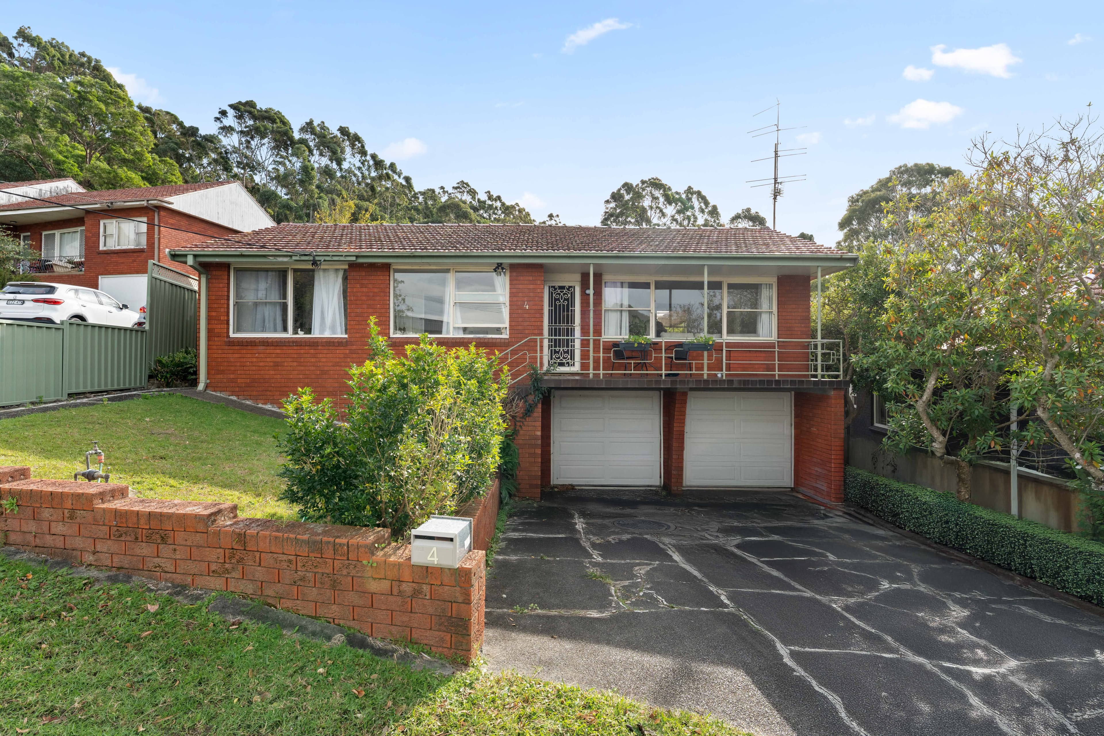 4 & 6 Georgina Avenue, Keiraville NSW 2500, Keiraville - Thumbnail 2
