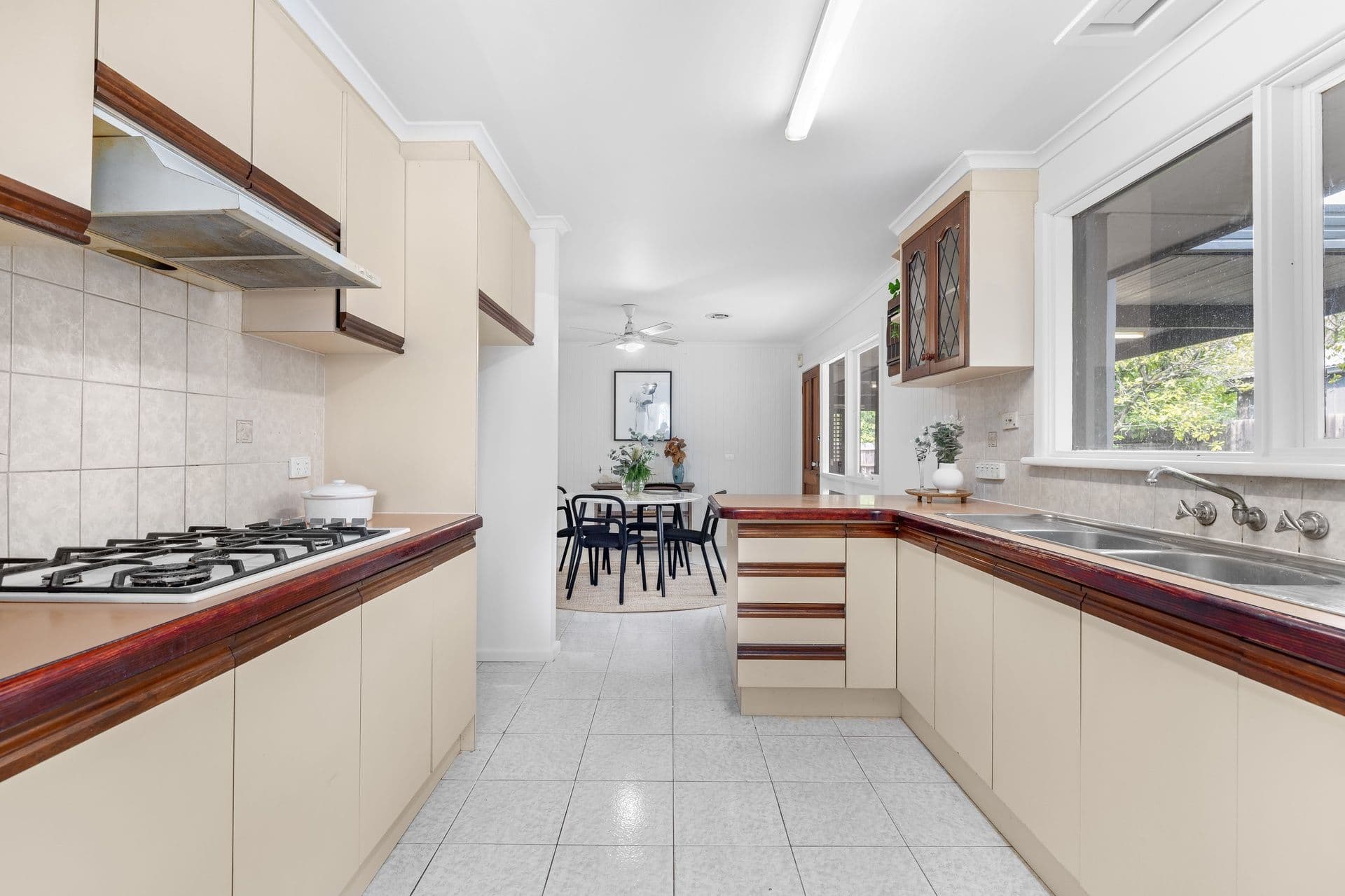 10 Sunrise Drive, Mulgrave VIC 3170, Mulgrave - Thumbnail 4