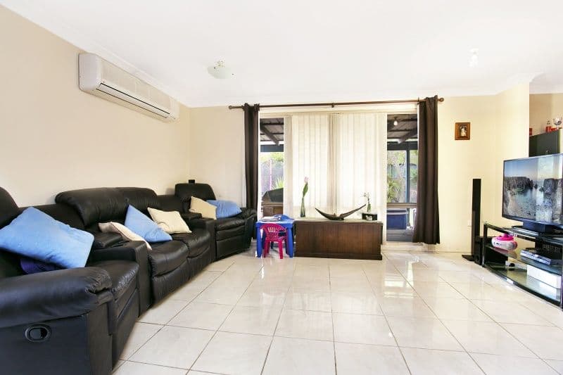 4 Monaghan Circuit, ASHTONFIELD NSW 2323, Ashtonfield - Thumbnail 2