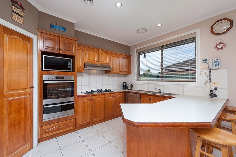 7 Edgecombe Way, Roxburgh Park VIC 3064, Roxburgh Park - Thumbnail 2