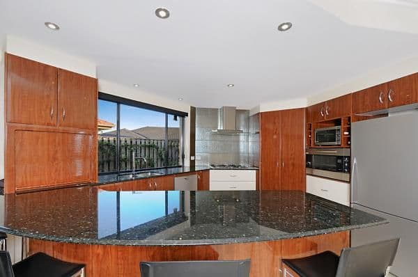 3 Xavier Place, OXENFORD QLD 4210, Oxenford - Thumbnail 4