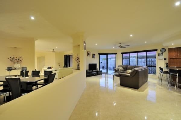 3 Xavier Place, OXENFORD QLD 4210, Oxenford - Thumbnail 5