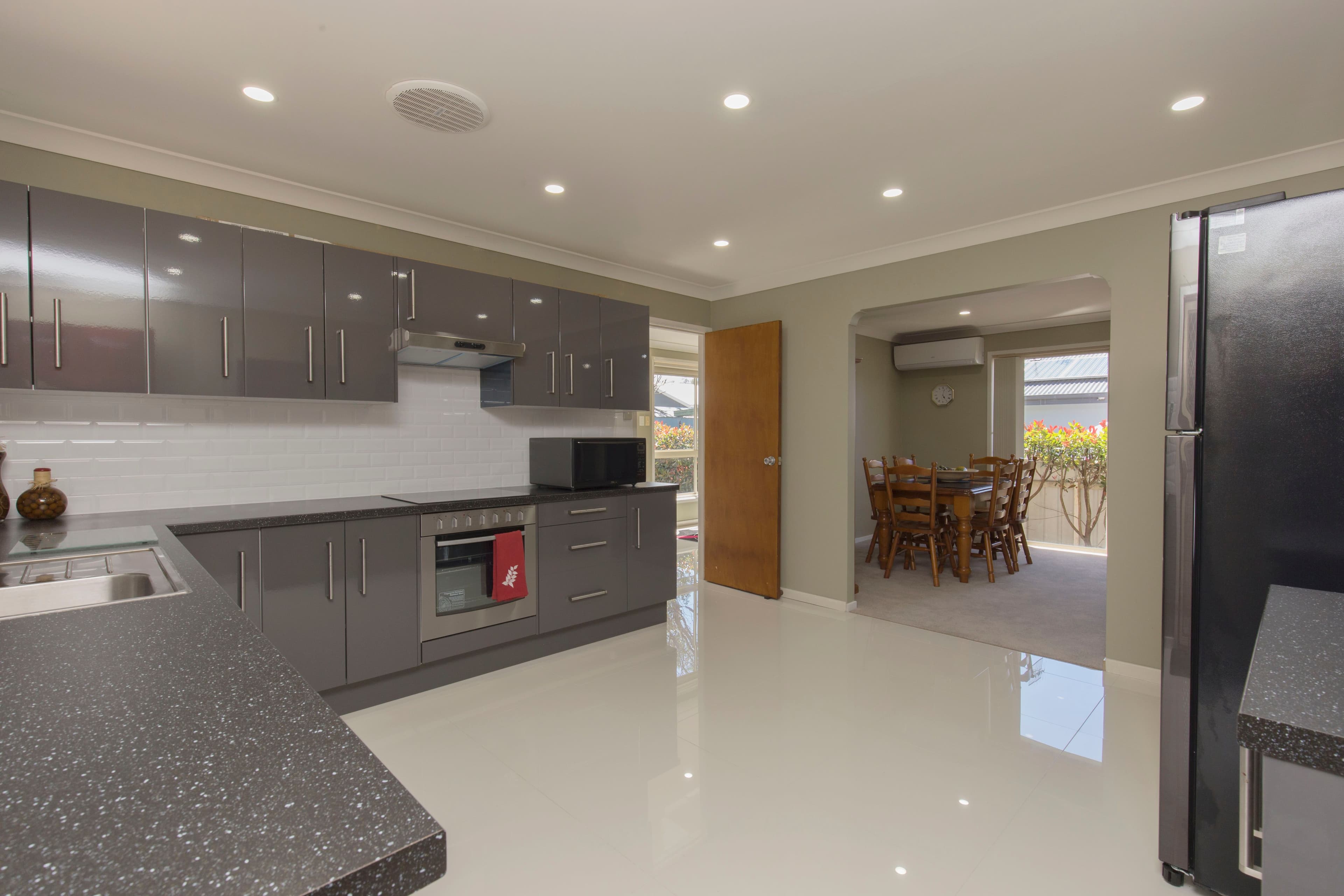 9 Motum Avenue, Tea Gardens - Thumbnail 2