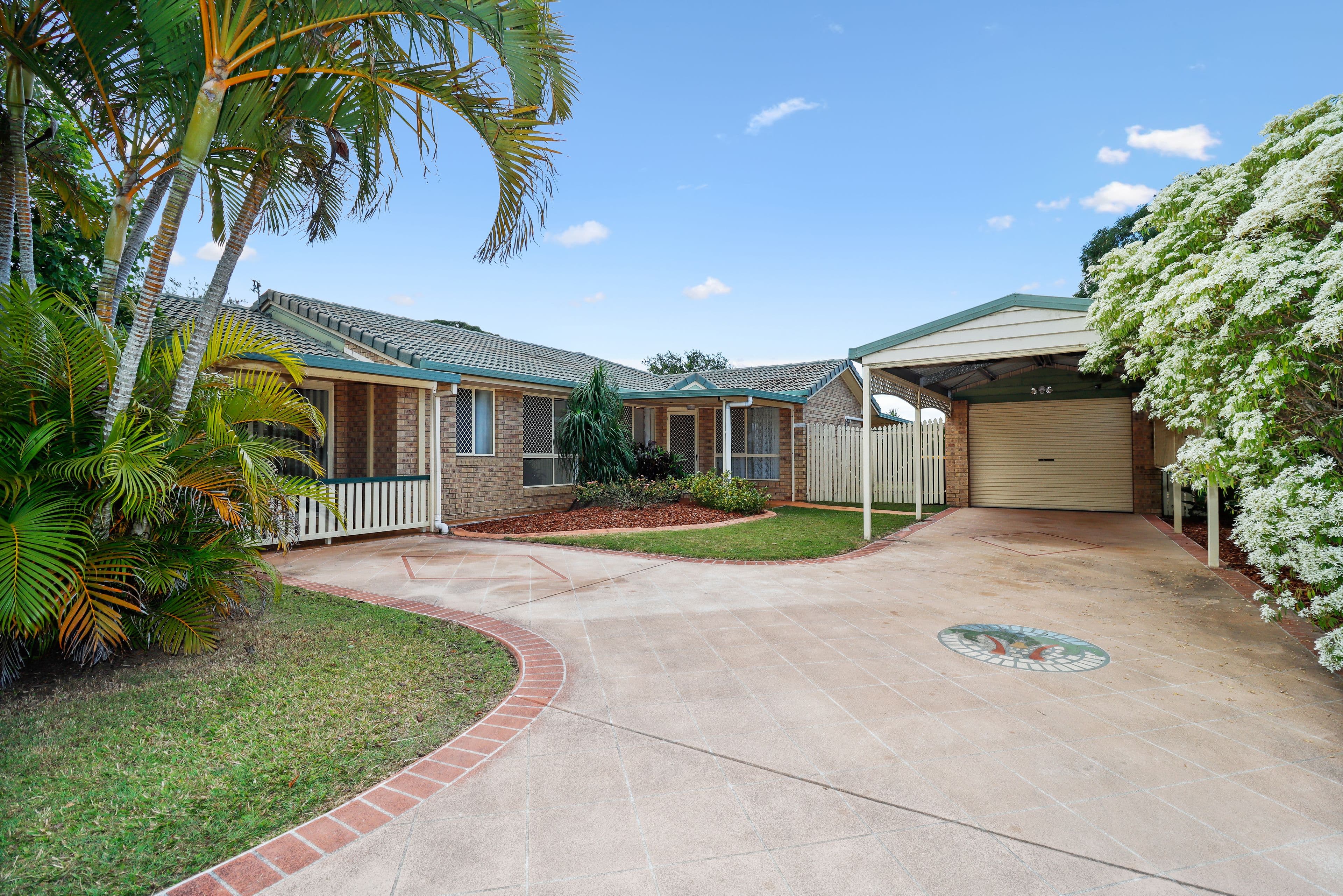 33 Aimee Drive, Urangan QLD 4655, Urangan - Thumbnail 2