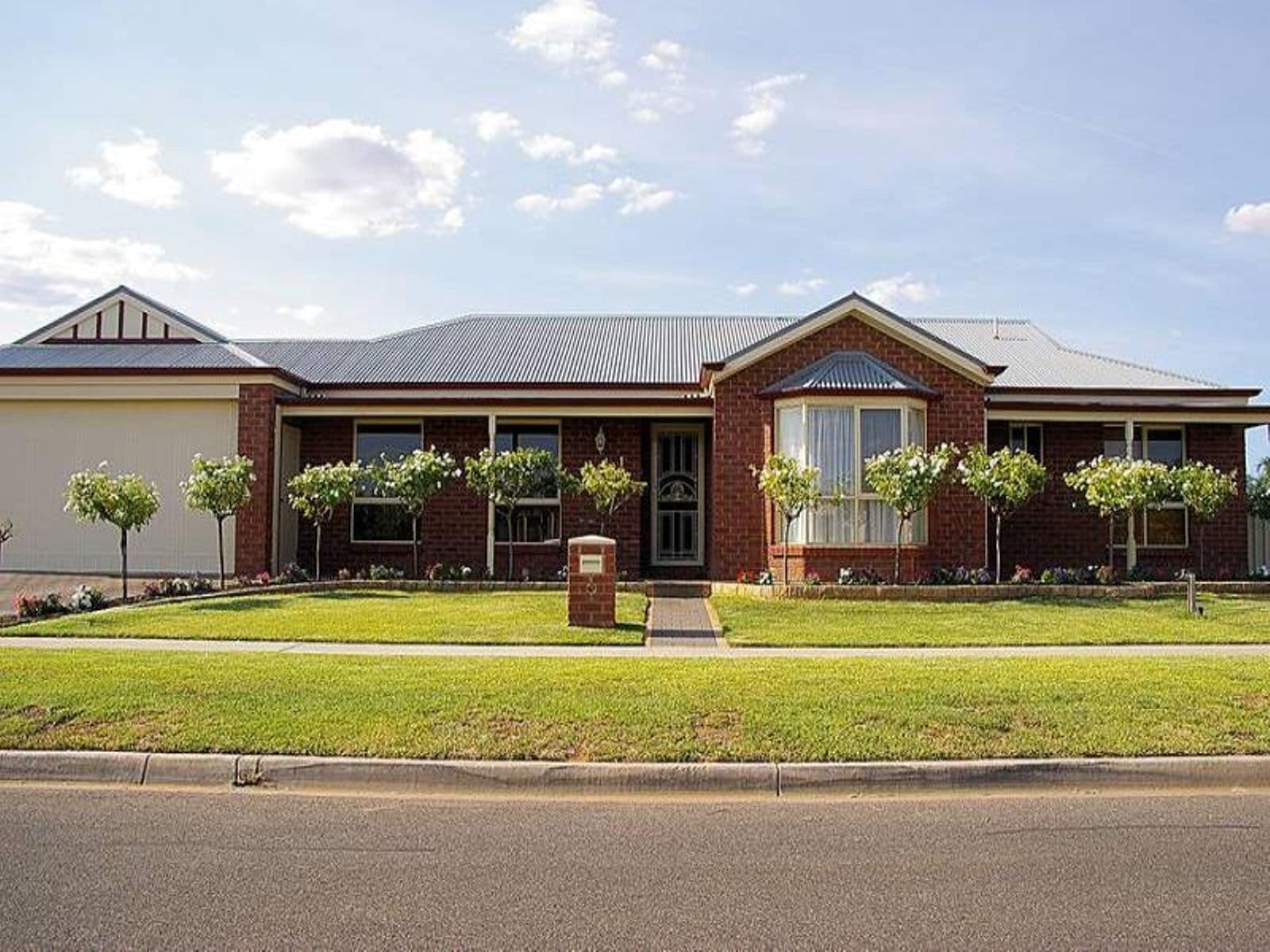 1 Balmoral Place, Mildura - Thumbnail 2