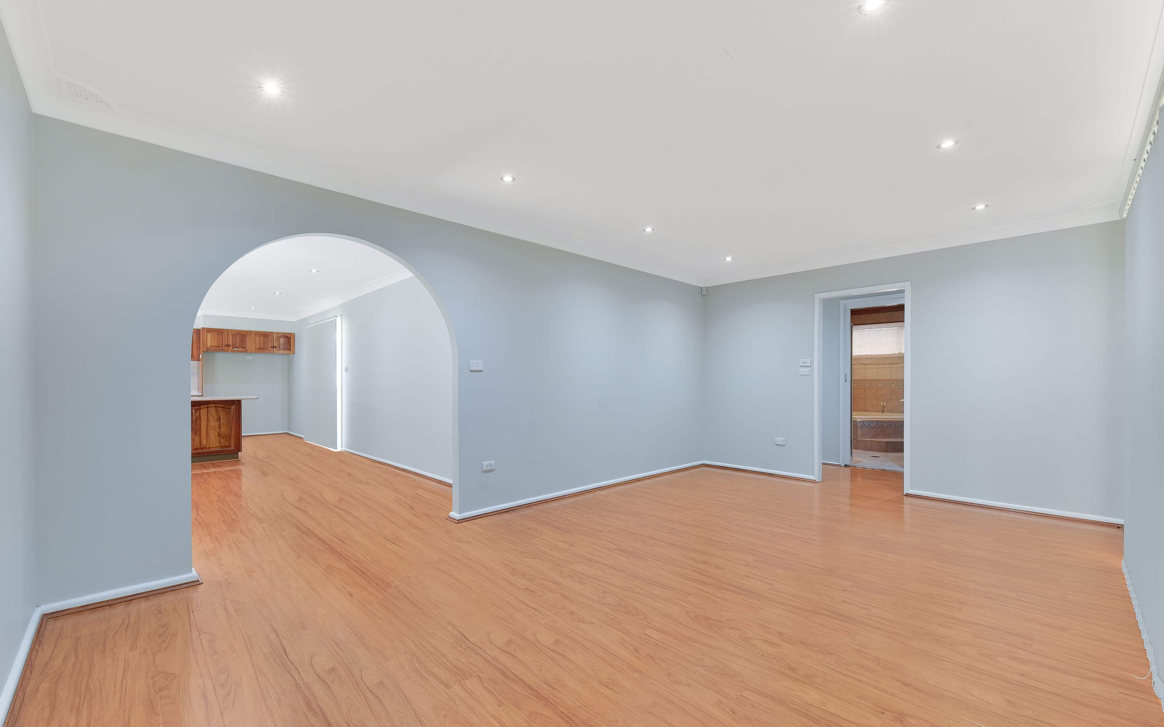 15 Wattle Avenue, Macquarie Fields NSW 2564, Macquarie Fields - Thumbnail 2