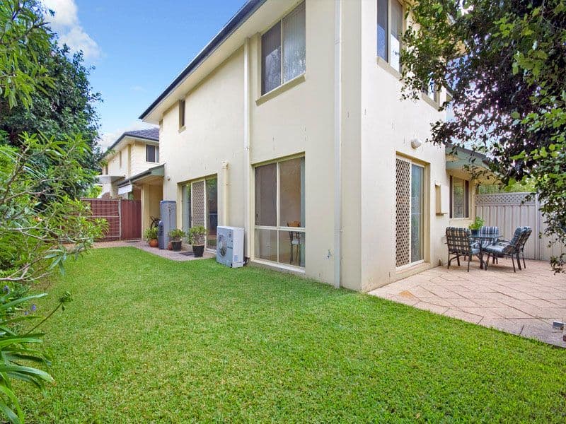 10 Snowden Avenue, SYLVANIA NSW 2224, Sylvania - Thumbnail 2