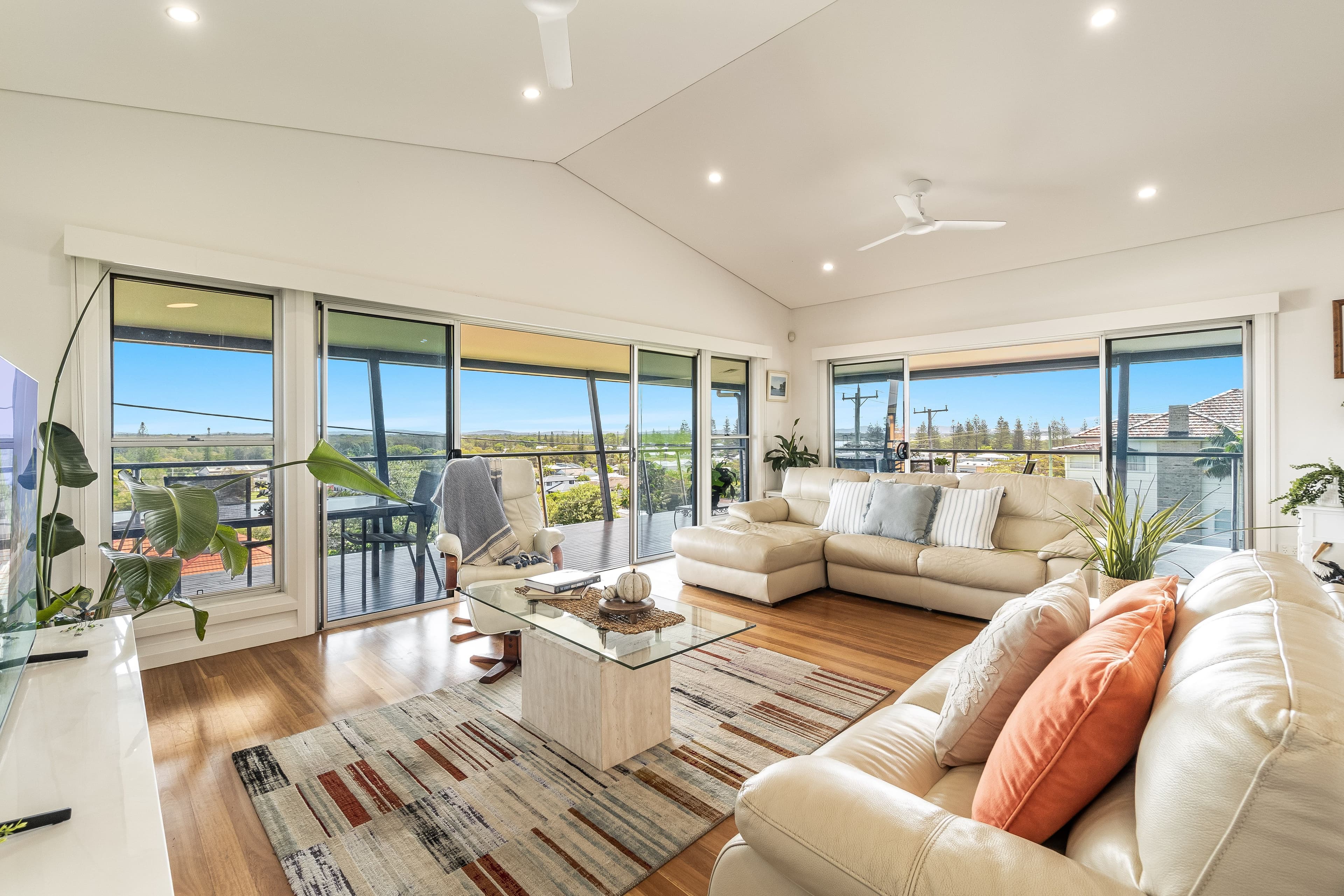 28 Queen Street, Yamba NSW 2464, Yamba - Thumbnail 2