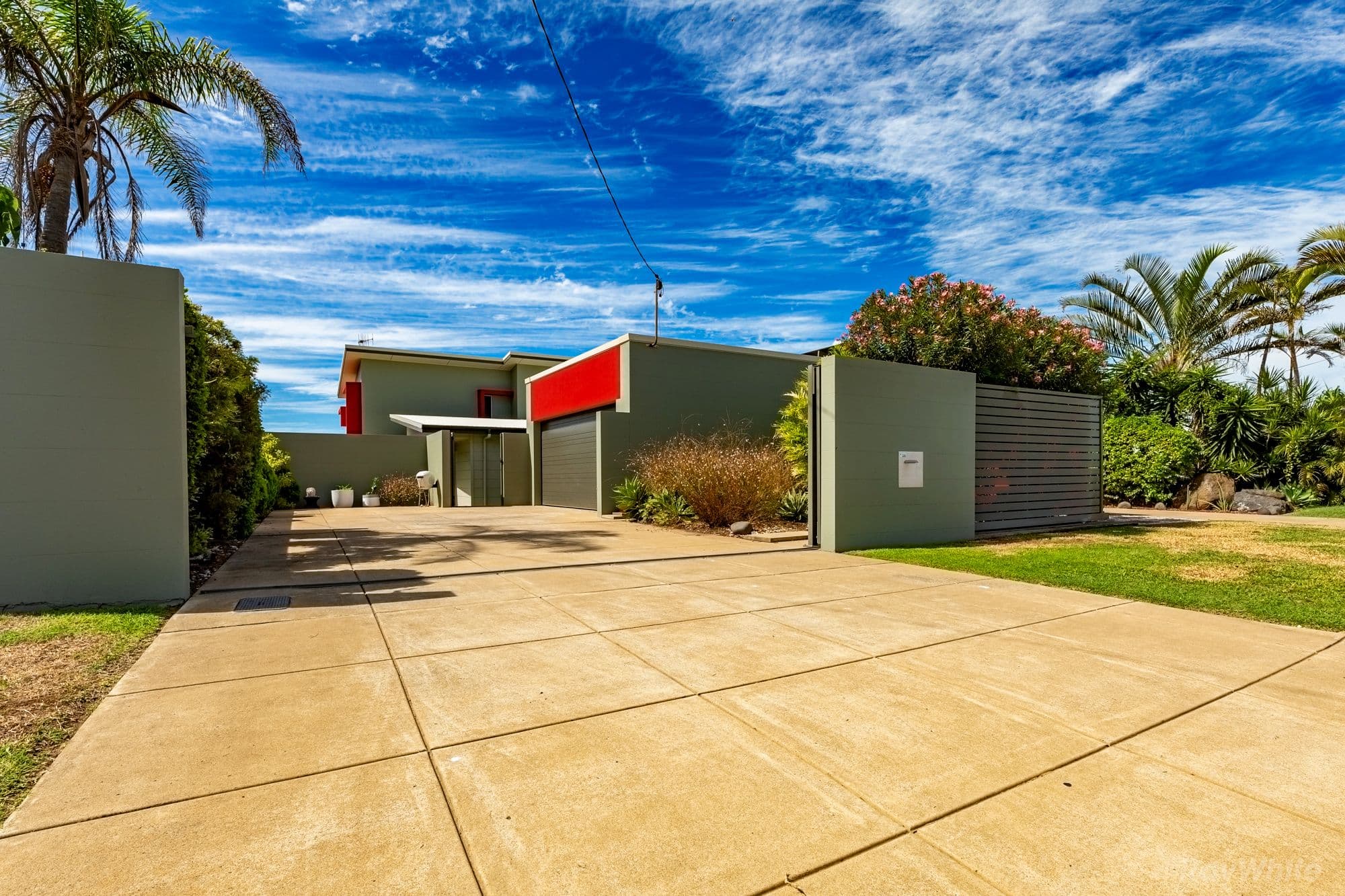 105 Woongarra Scenic Drive, Bargara QLD 4670, Bargara - Thumbnail 2