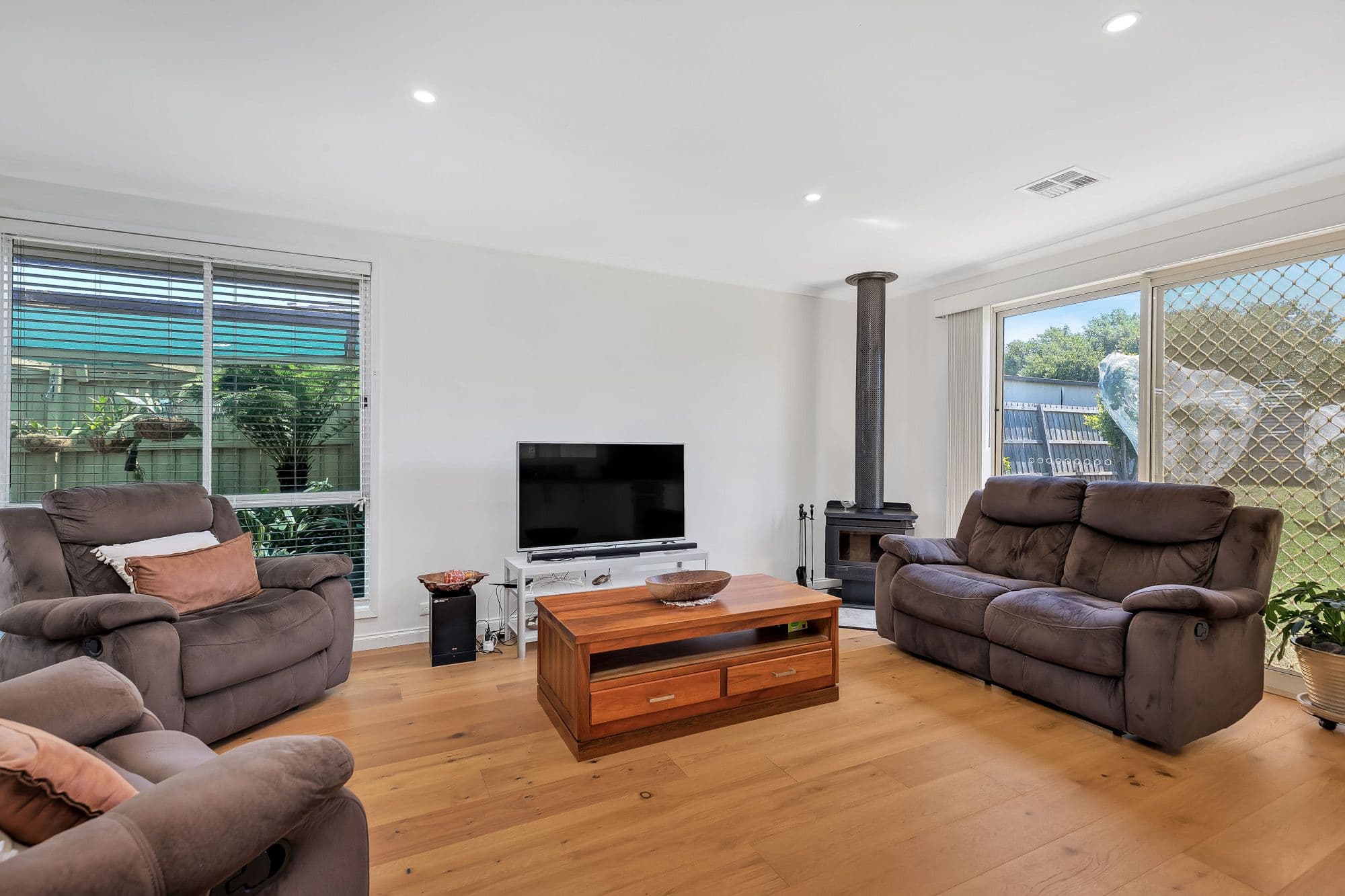 10 Gannet Street, Werribee VIC 3030, Werribee - Thumbnail 4