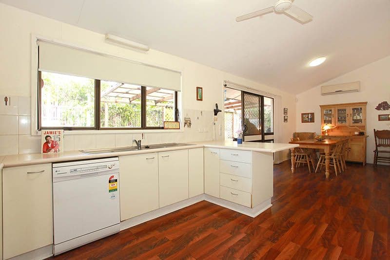 1 Tolaga, WESTLAKE QLD 4074, Westlake - Thumbnail 2