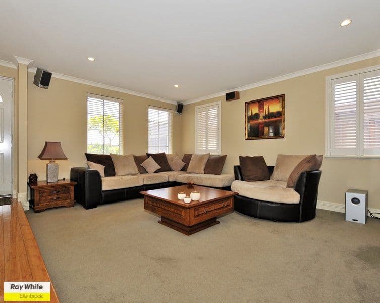 78 Sandown Circle, HENLEY BROOK WA 6055, Henley Brook - Thumbnail 4