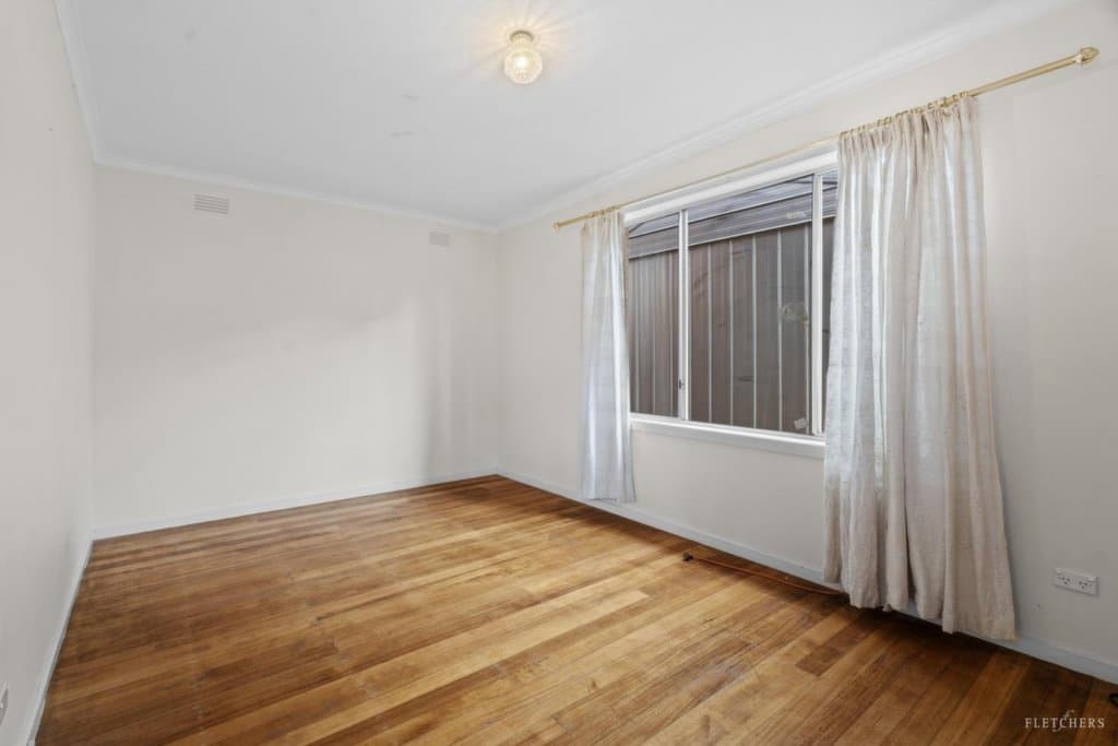 11 Canora Street, Blackburn South - Thumbnail 8