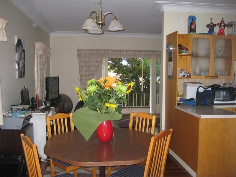 43 Camelot Street, TENNYSON QLD 4105, Tennyson - Thumbnail 2