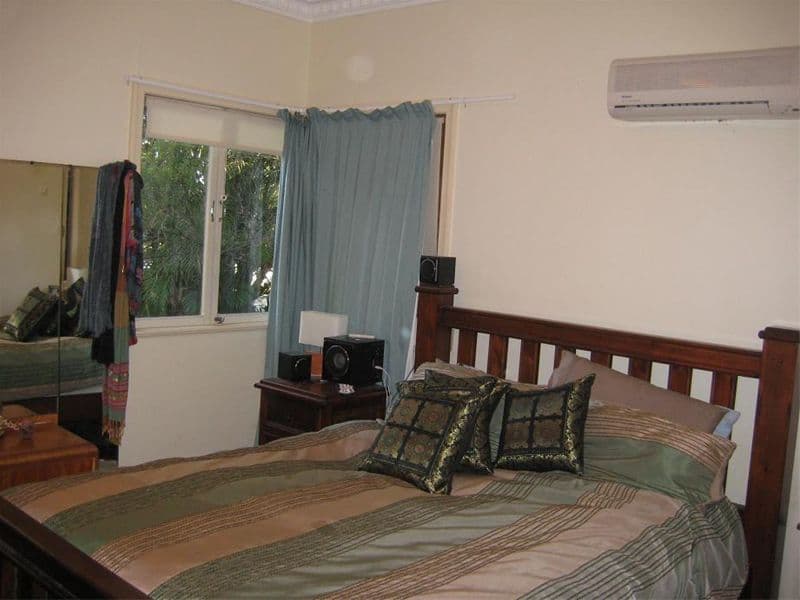 43 Camelot Street, TENNYSON QLD 4105, Tennyson - Thumbnail 4
