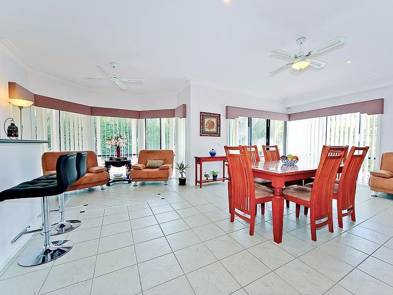 8 Classic Court, POINT COOK VIC 3030, Point Cook - Thumbnail 5