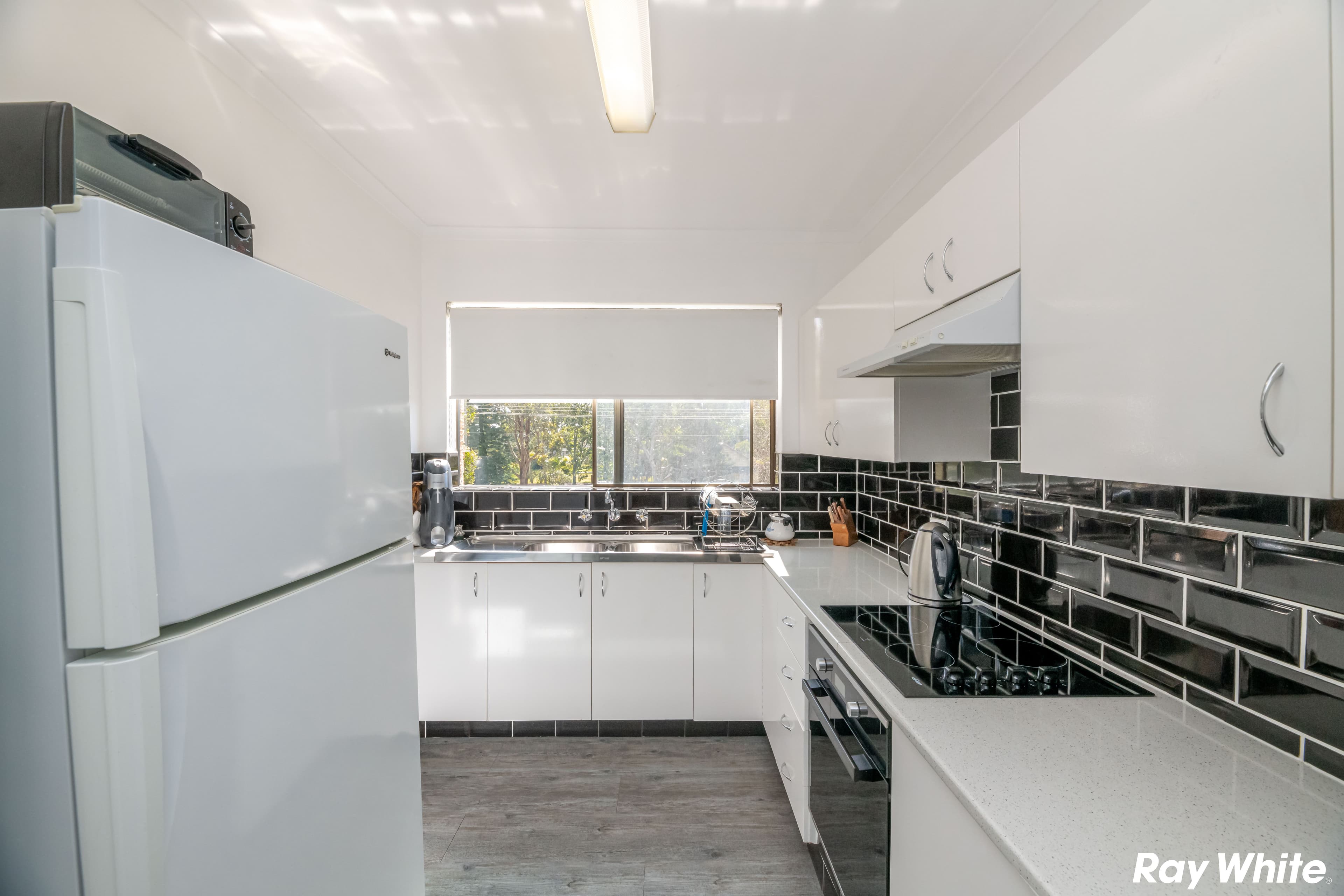 12 Taree Street, Tuncurry NSW 2428, Tuncurry - Thumbnail 3
