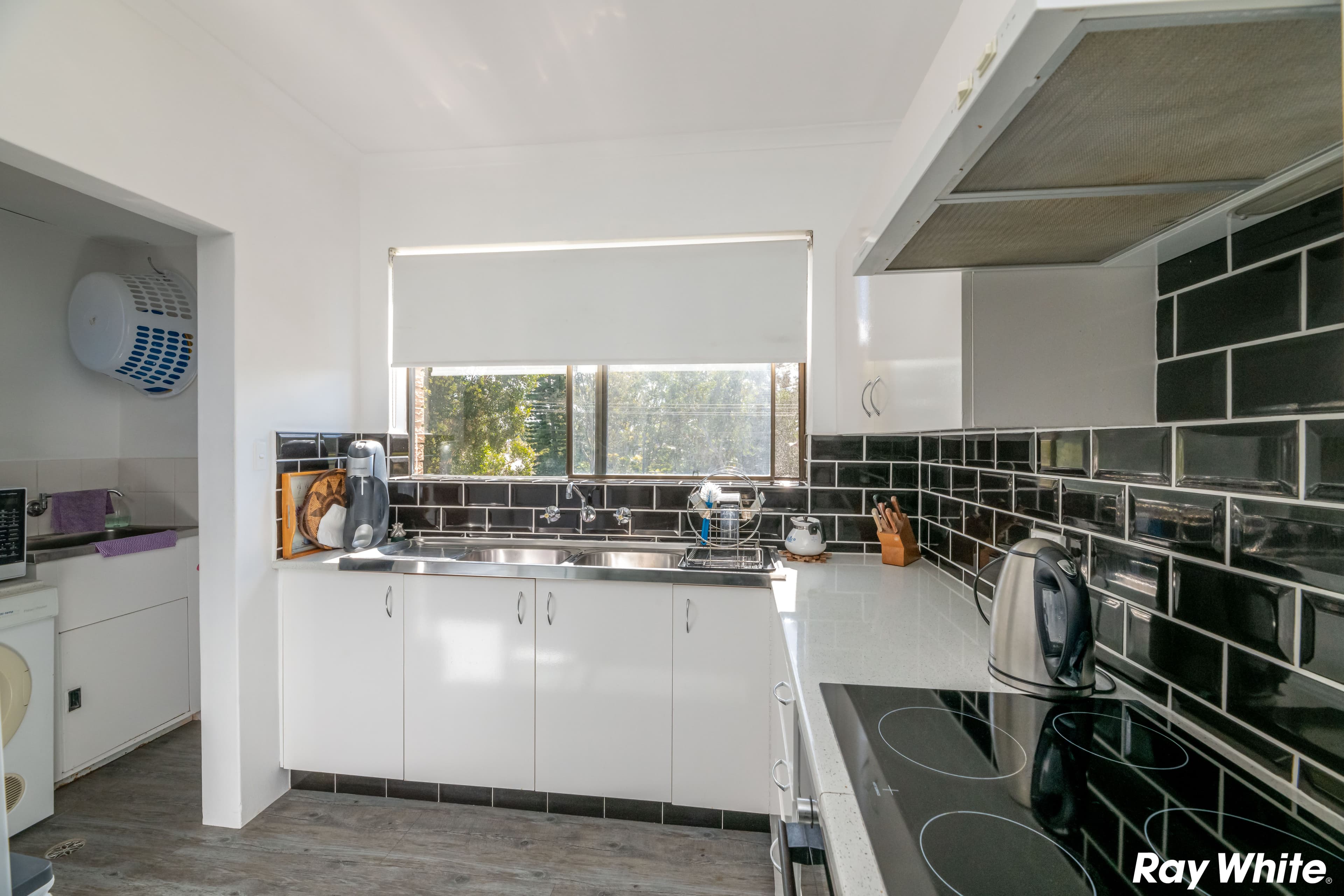 12 Taree Street, Tuncurry NSW 2428, Tuncurry - Thumbnail 4
