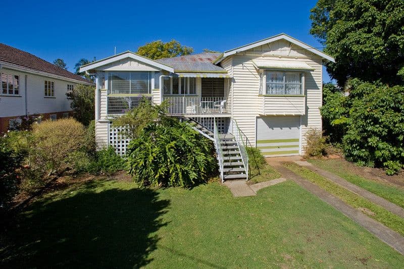 20 Crown Street, HOLLAND PARK WEST QLD 4121, Holland Park West - Image 1