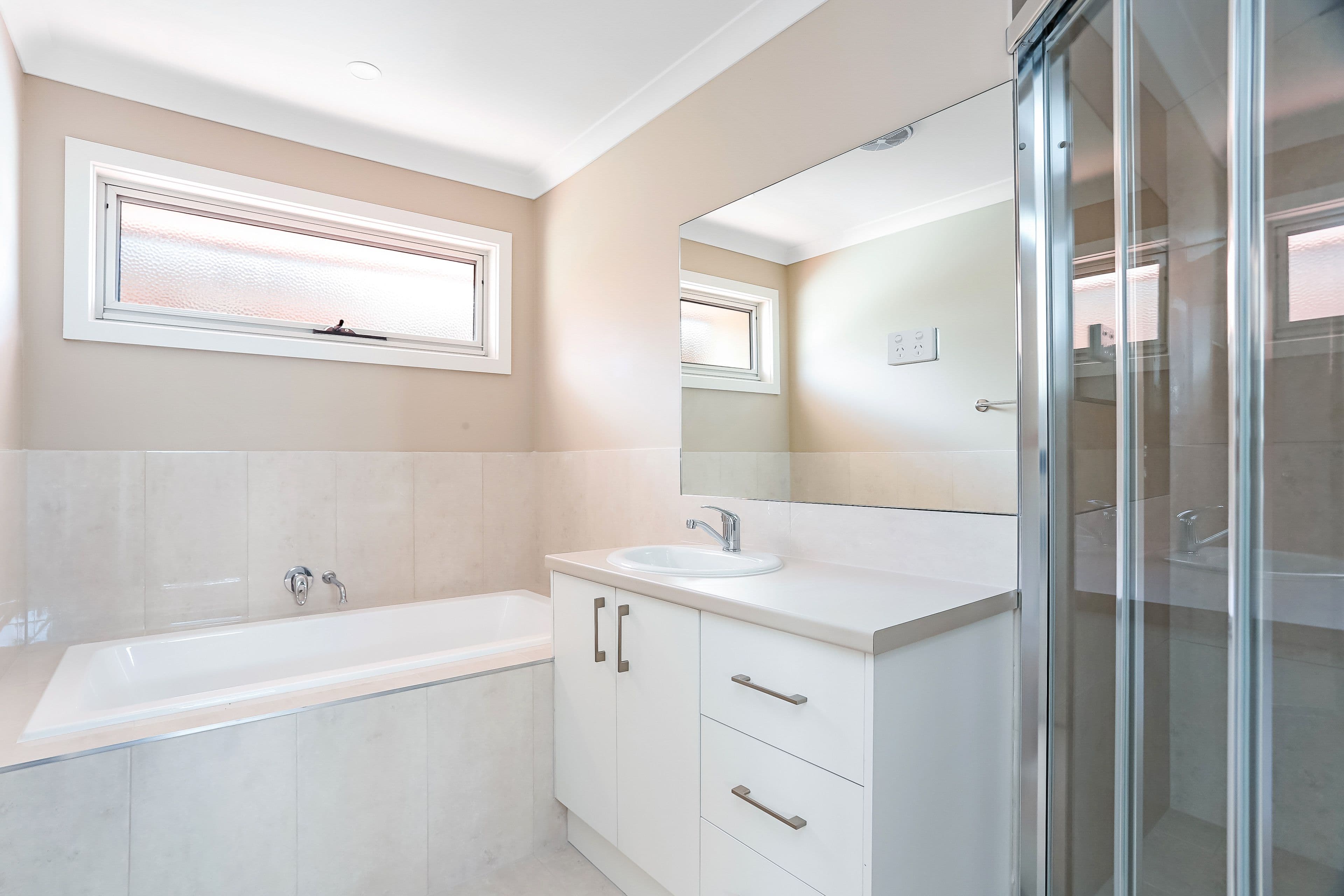16 Liston Road, Glenroy VIC 3046, Glenroy - Thumbnail 8