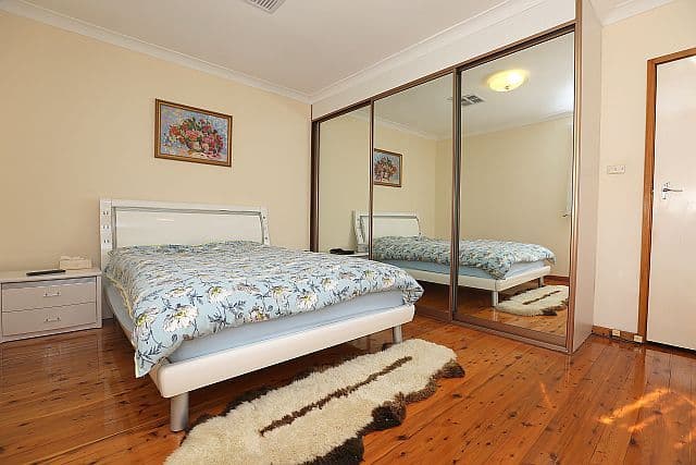 1 Arana Close, GEORGES HALL NSW 2198, Georges Hall - Thumbnail 5
