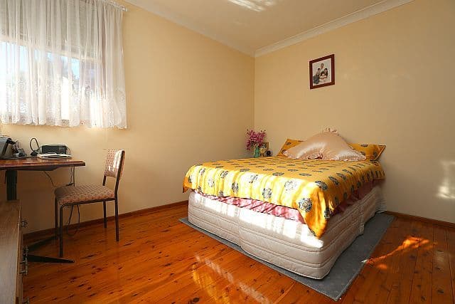 1 Arana Close, GEORGES HALL NSW 2198, Georges Hall - Thumbnail 6