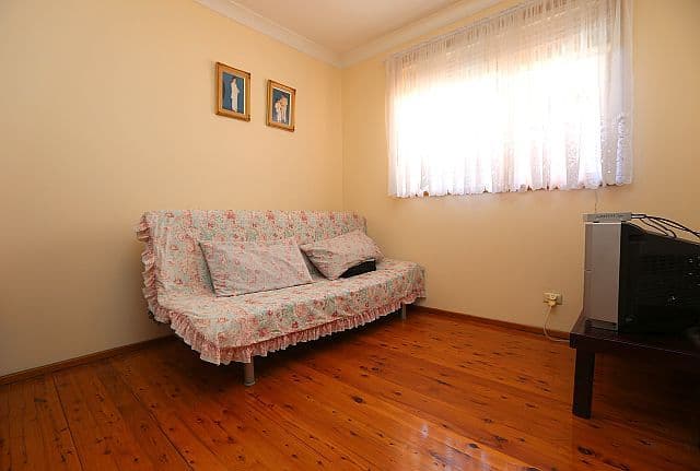 1 Arana Close, GEORGES HALL NSW 2198, Georges Hall - Thumbnail 7