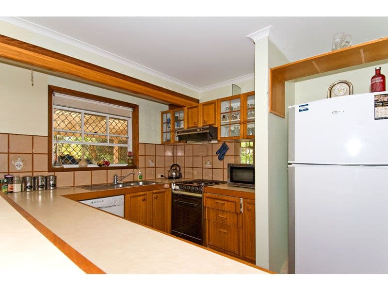 24 Jania Street, REDLAND BAY QLD 4165, Redland Bay - Thumbnail 4