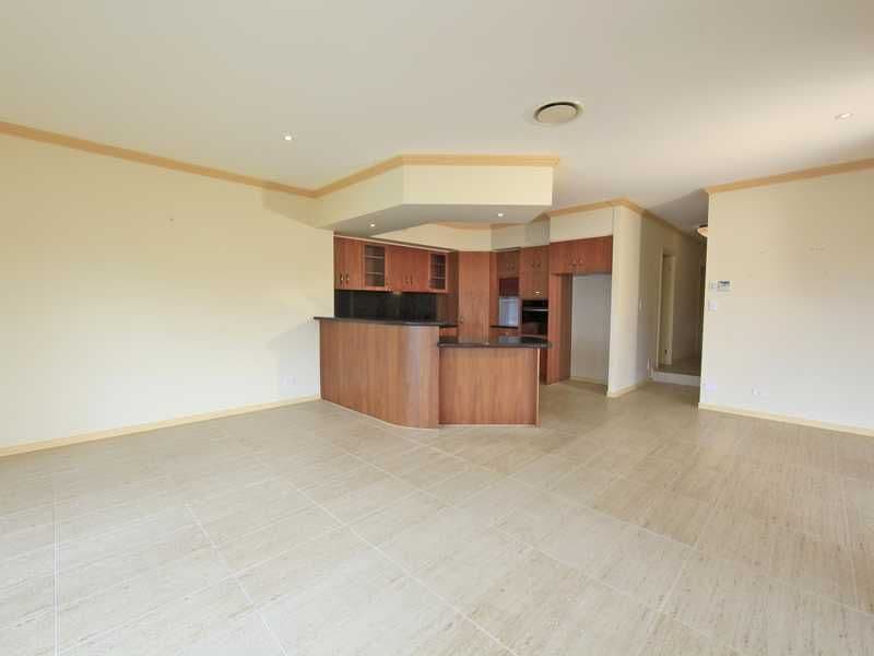 6 St Helens Court, BURLEIGH WATERS QLD 4220, Burleigh Waters - Thumbnail 2