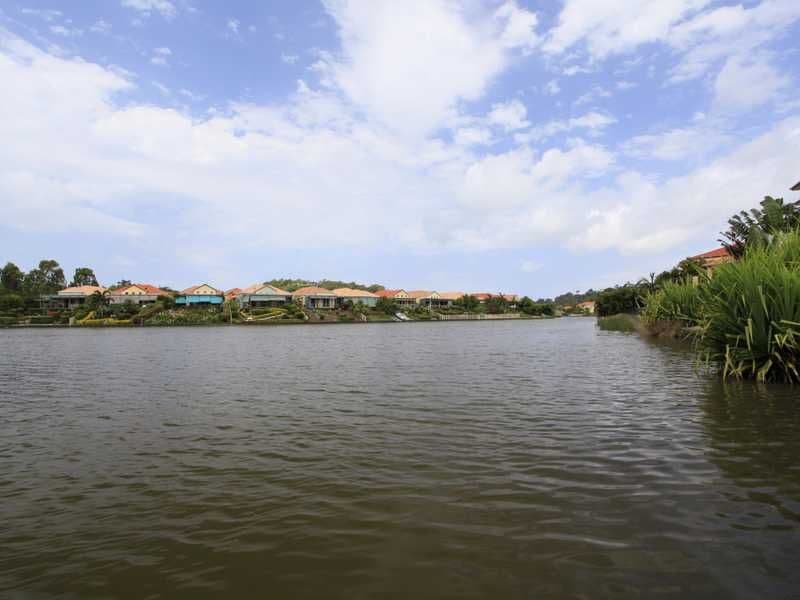 6 St Helens Court, BURLEIGH WATERS QLD 4220, Burleigh Waters - Thumbnail 4