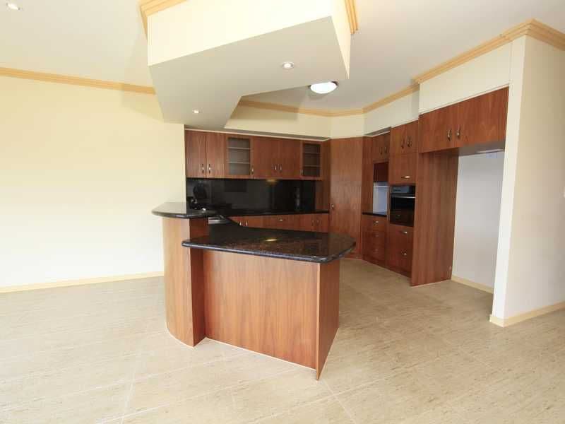 6 St Helens Court, BURLEIGH WATERS QLD 4220, Burleigh Waters - Thumbnail 6