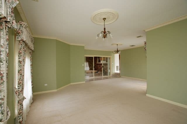 5 Derwent Avenue, TATTON NSW 2650, Tatton - Thumbnail 3