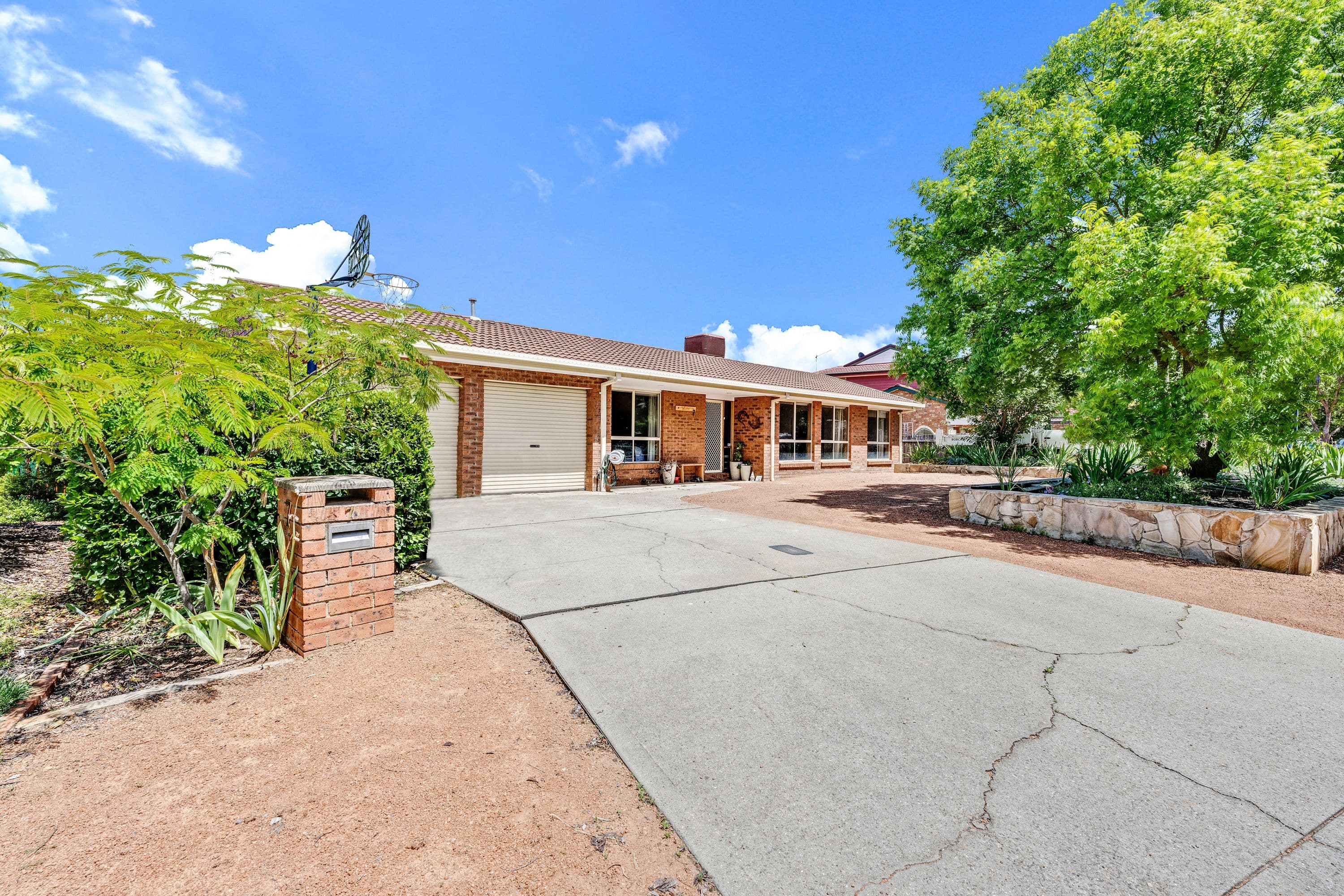 7 Flegg Crescent, Gordon ACT 2906, Gordon - Image 1