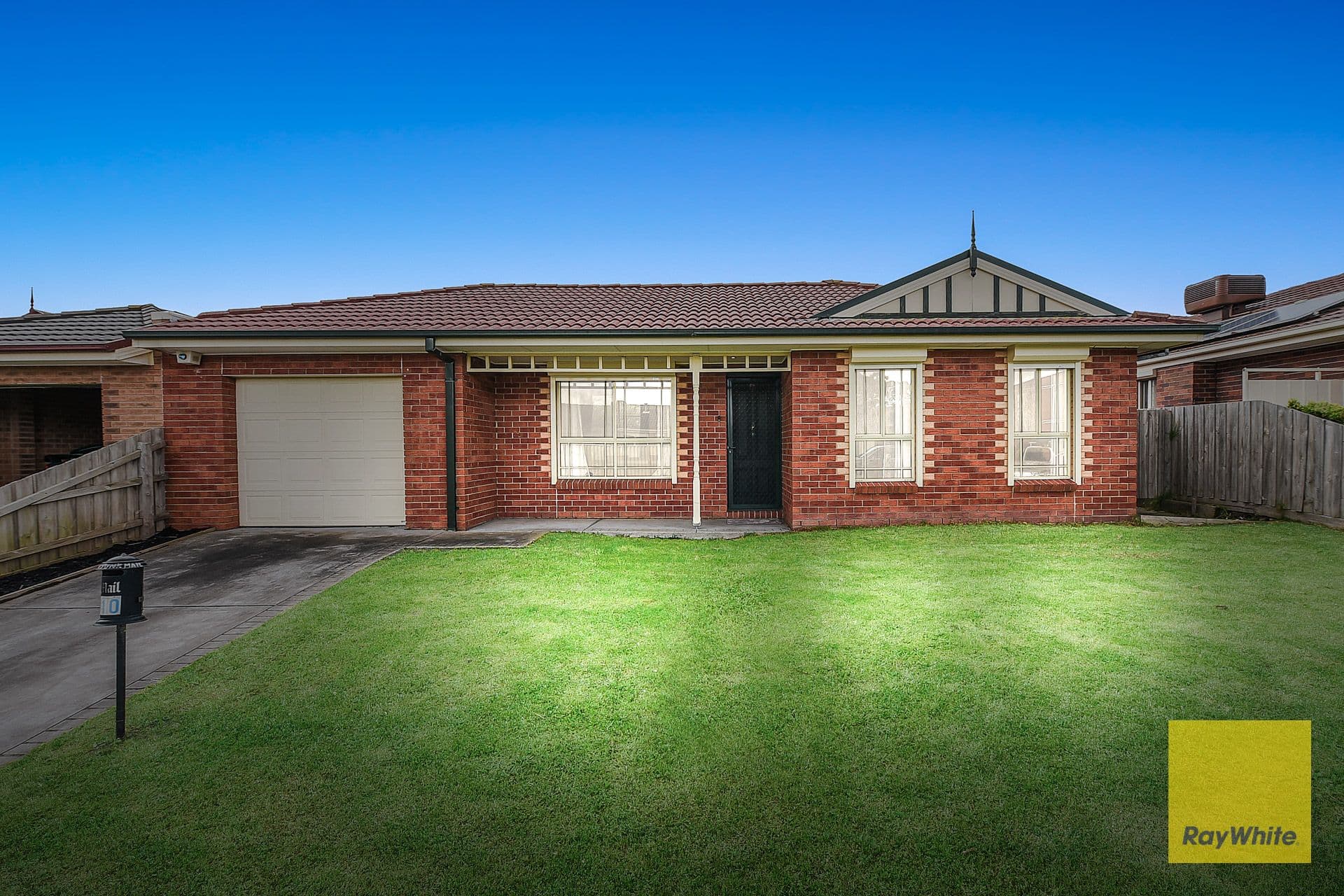 10 Horton Drive, Hampton Park VIC 3976, Hampton Park - Image 1