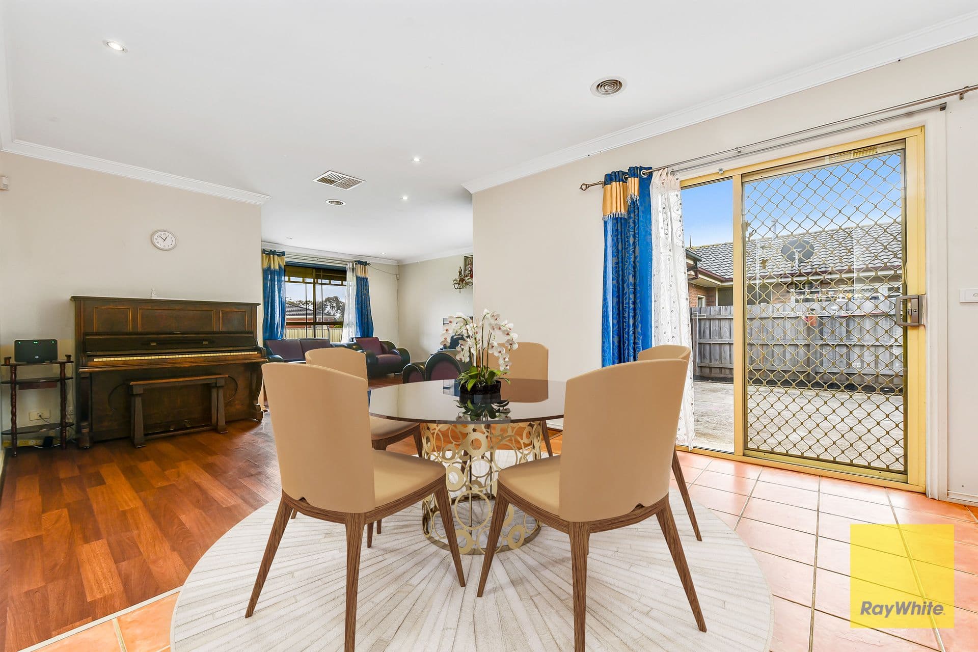 10 Horton Drive, Hampton Park VIC 3976, Hampton Park - Thumbnail 3