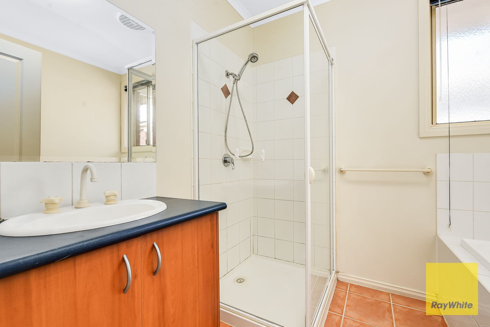 10 Horton Drive, Hampton Park VIC 3976, Hampton Park - Thumbnail 6