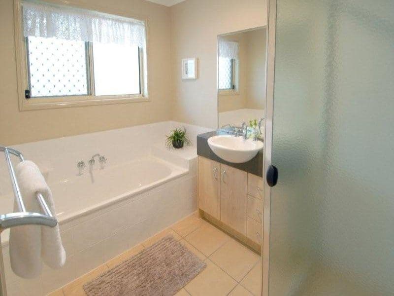 10 Heath Court LITTLE MOUNTAIN QLD, Little Mountain - Image 1