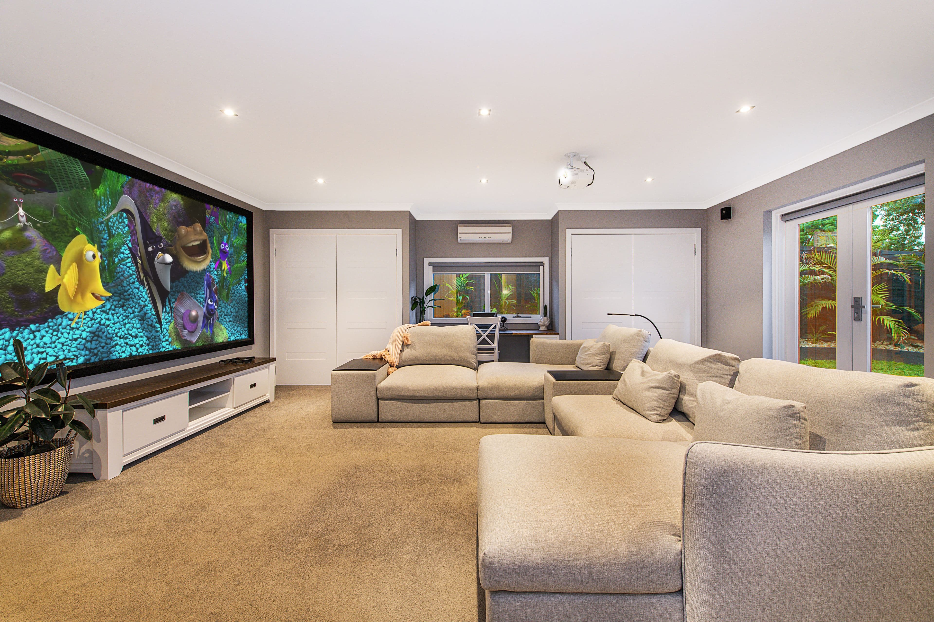 2 Fiona Court, Ferntree Gully VIC 3156, Ferntree Gully - Thumbnail 3